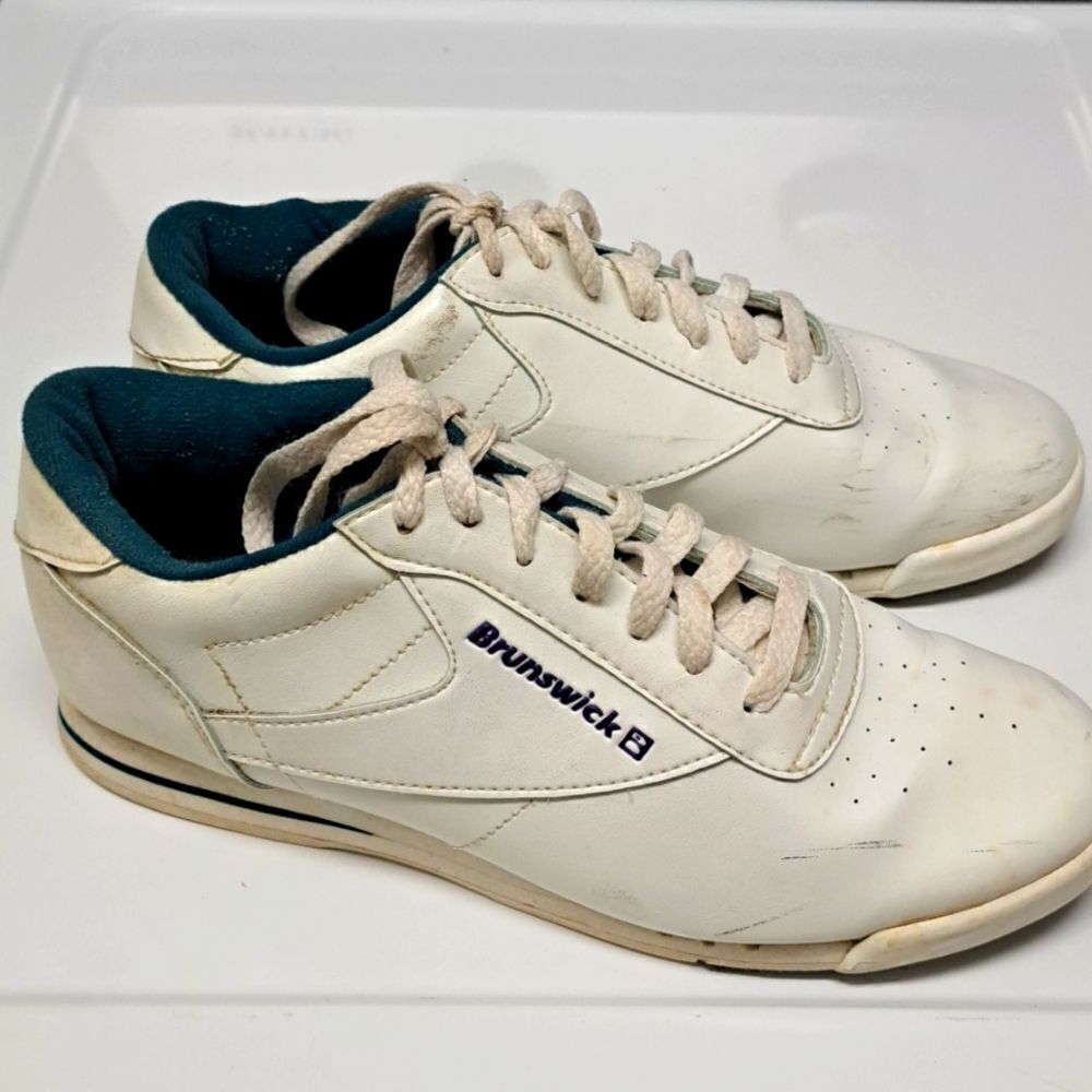 Brunswick Vintage 80’s Women’s Size 8.5 Bowling Shoe White Teal Accents Sneaker